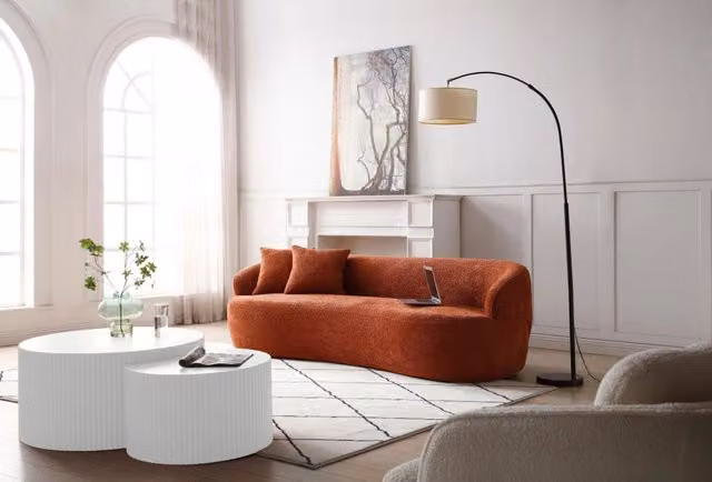 Tavolini da salotto modulari in MDF bianco, 2 pezzi combinabili con bordo ondulato