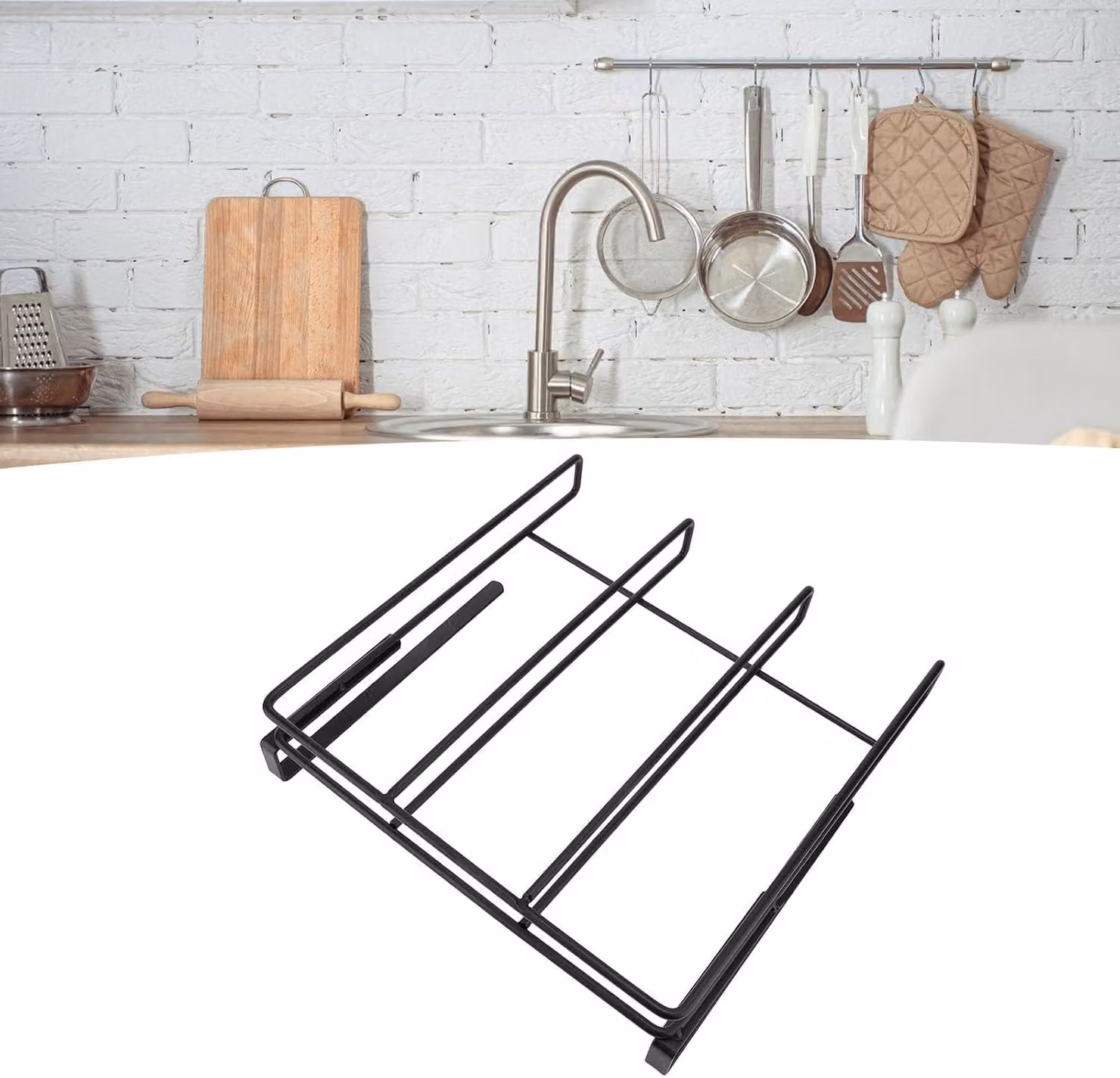 Ripiano sospeso per armadietti, ideale per taglieri e coperchi di pentole, realizzato Acciaio al carbonio, senza necessità di foratura. Supporto a parete salvaspazio per taglieri, modello a uno strato, E162