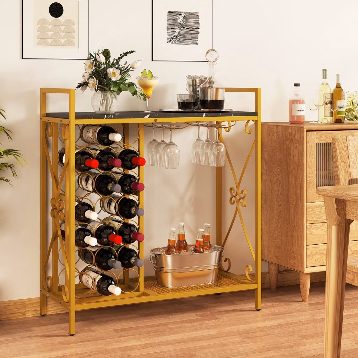 Portavino Costway in metallo e legno con portabicchieri e piano d'appoggio, colore oro, L 93 cm x P 38 cm x H 102 cm