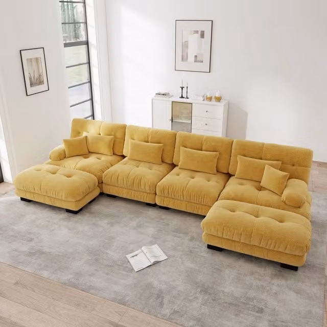 Divano angolare modulare OKWISH in chenille giallo con ottomano e cuscini, L 406 x P 145 x H 81 cm