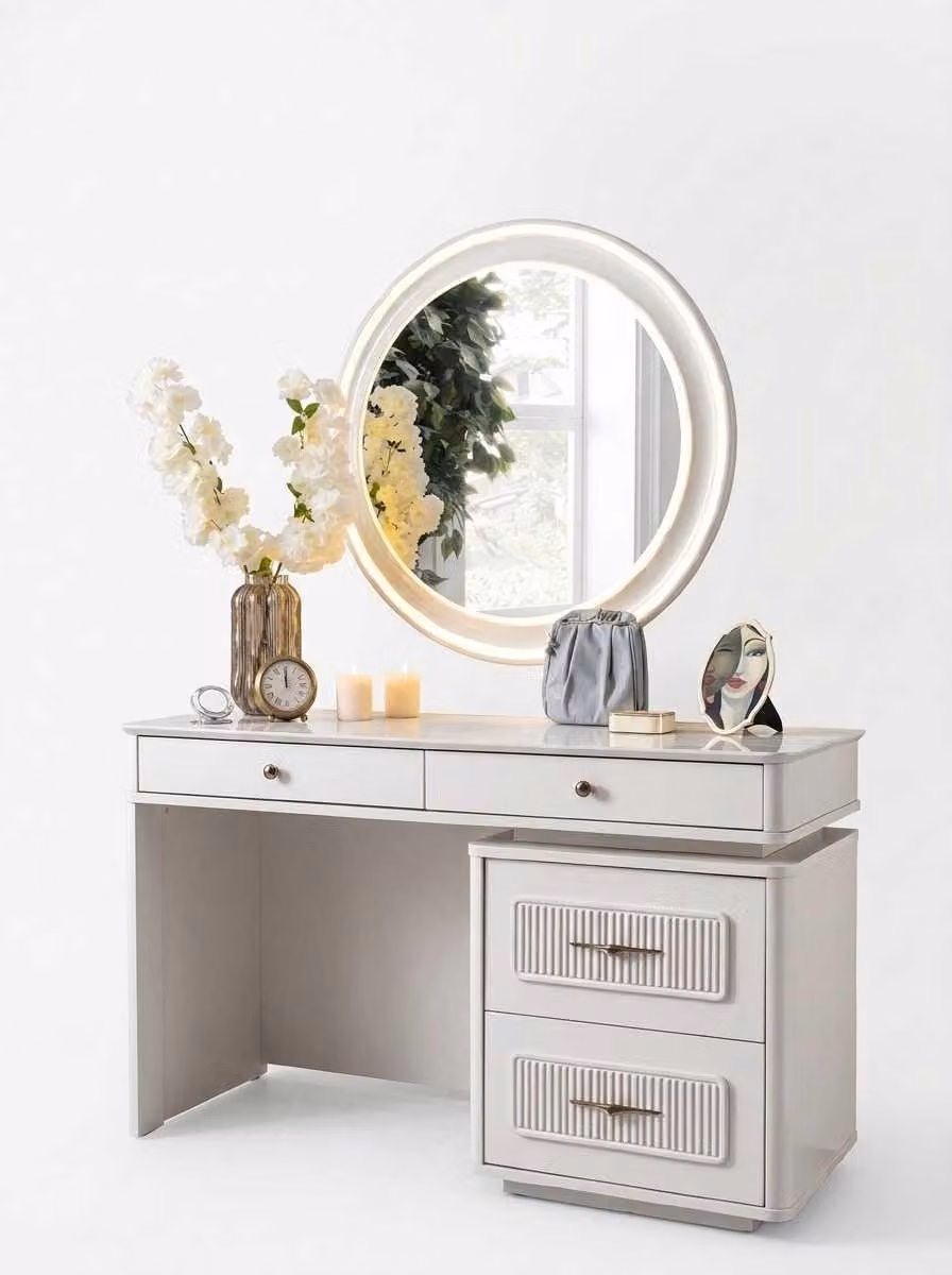 Tavolino da trucco beige, moderno ed elegante, ideale come tavolino cosmetico