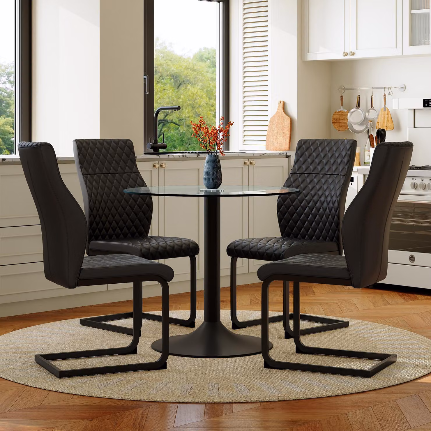Set tavolo e sedie, tavolo in vetro diametro 85 cm, 4 sedie in ecopelle, motivo a rombi in rilievo (nero, trasparente)