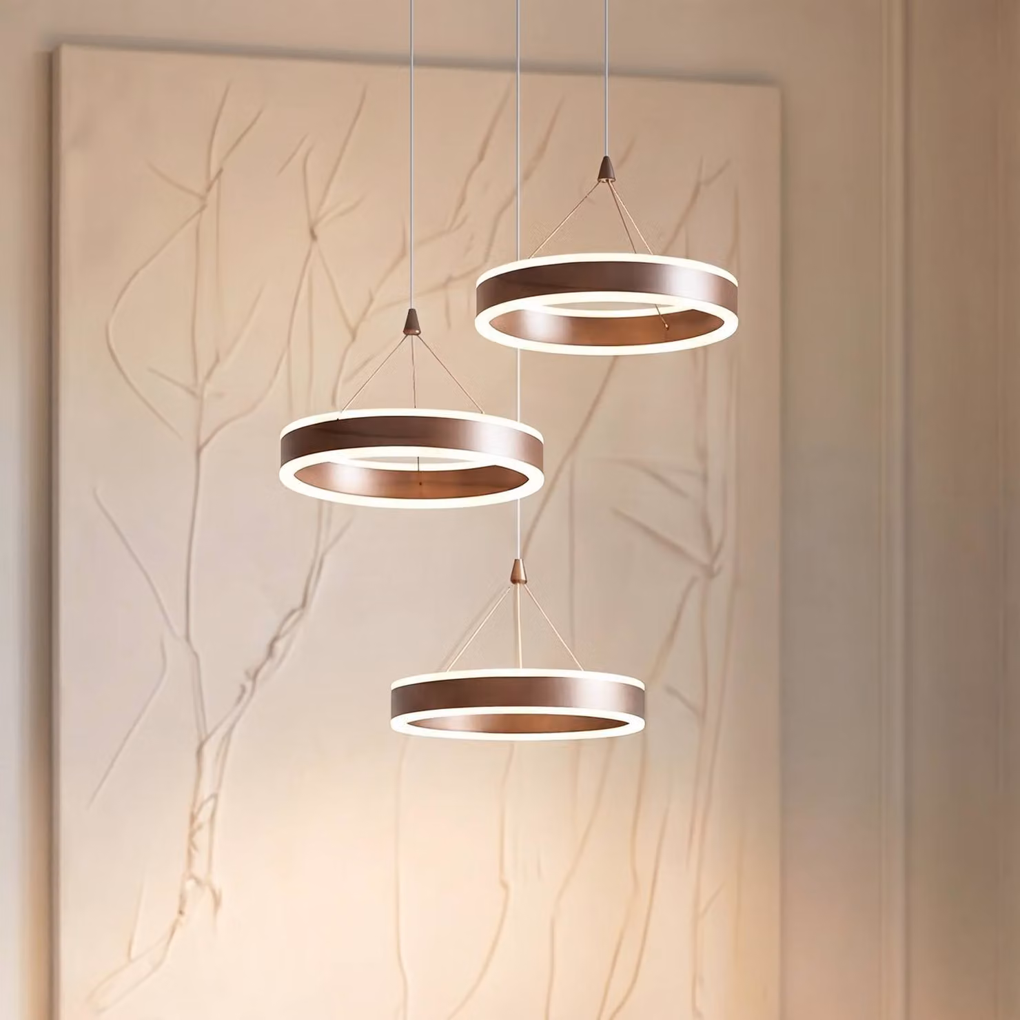 Lucande Lampada LED a sospensione Kolo, marrone, 3 luci, dimmerabile Kolo Lucande,, Marrone / Ruggine, Soggiorno / Sala da pranzo, Metallo, Moderno
