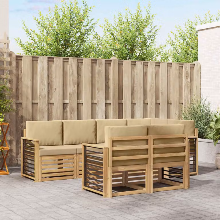 Set di divani da esterno vidaXL a forma di L composto da 7 pezzi in legno di acacia con cuscini bianchi e beige
