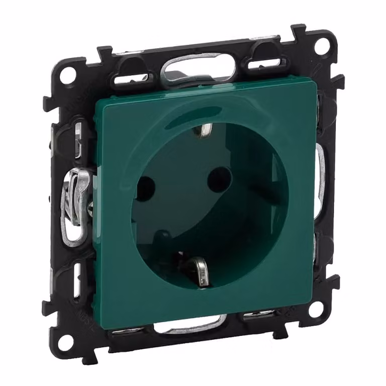 Legrand Valena Life Presa con polo di terra e protezione contro le scosse elettriche Colore: verde 753329