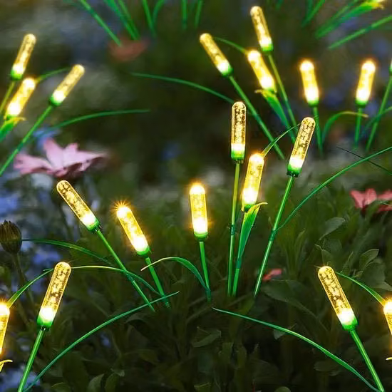 Set di 4 lanterne solari a forma di ombrello in paglia e rattan, illuminazione esterna impermeabile IP65 per giardino e terrazza, luce bianca calda, multicolore