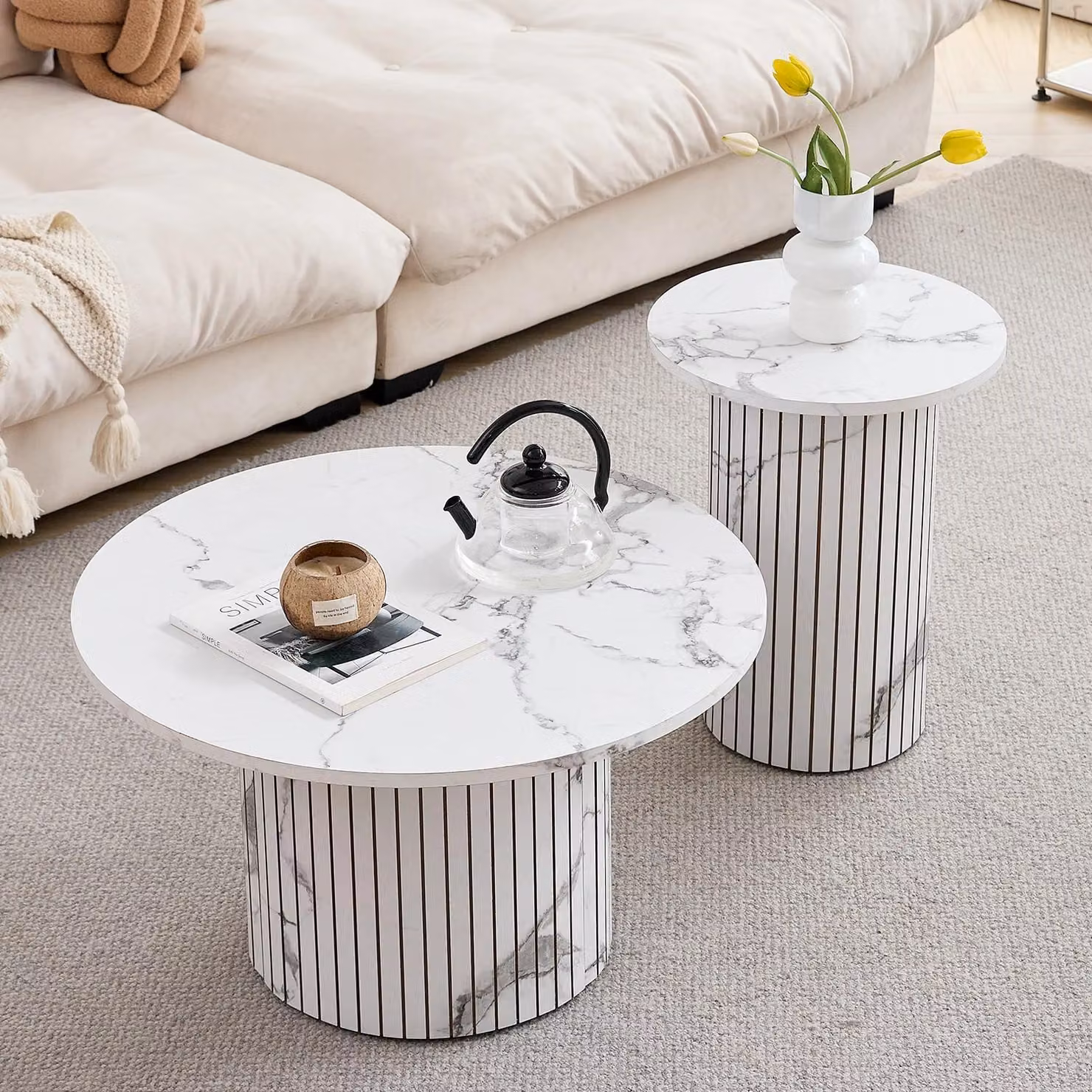Set di 2 tavolini rotondi in legno – Set di tavolini – Design scandinavo – Moderno – Ideali per soggiorno e camera da letto – Bianco