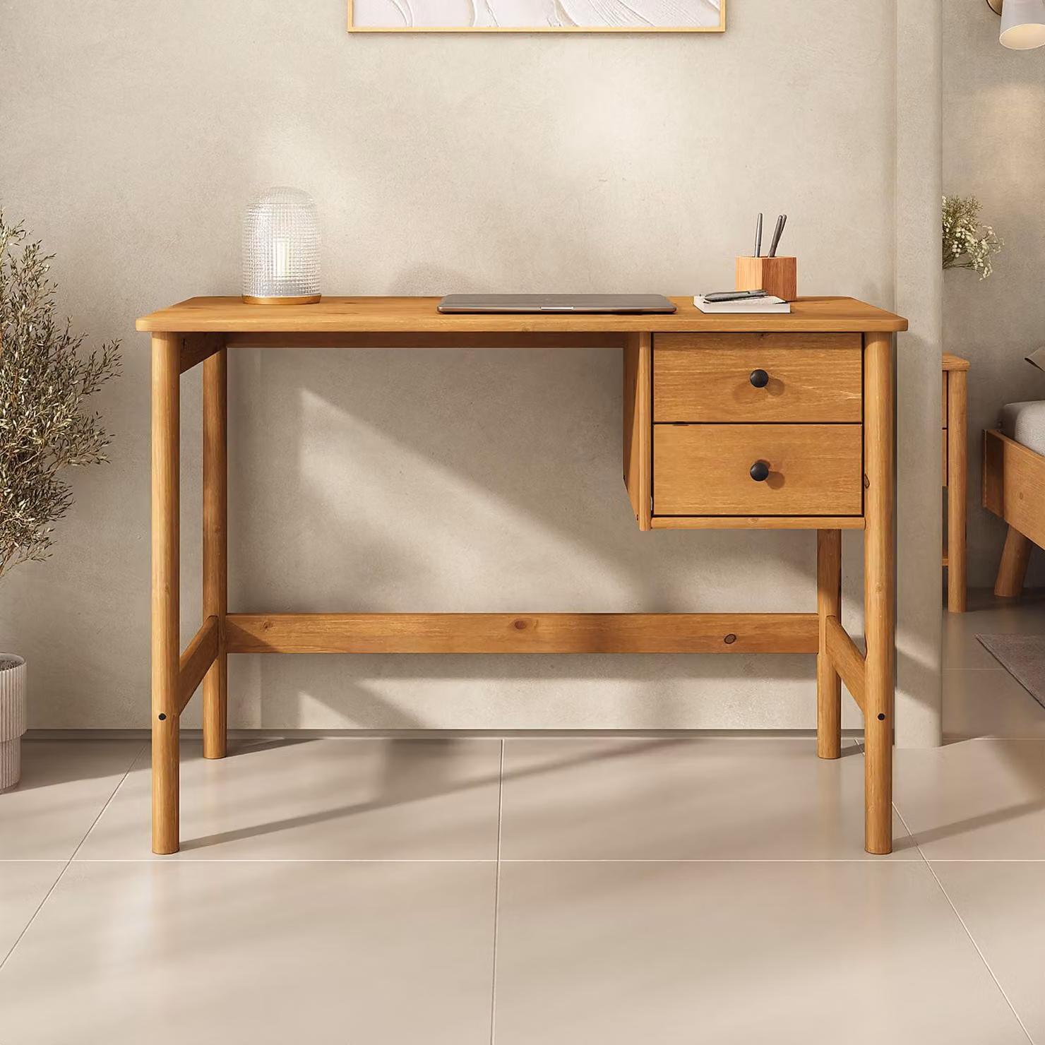 Scrivania MARLO con 2 cassetti in legno massiccio, colore rovere - scrivania in legno con spazio di archiviazione, design minimalista, piano del tavolo con bordi ammorbiditi, legno di pino massiccio