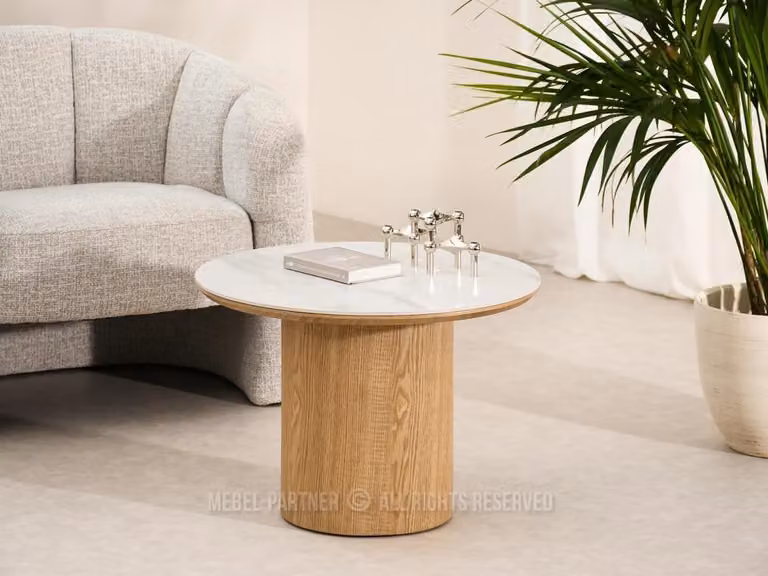 Tavolino da caffè NICANOR - marmo bianco / rovere