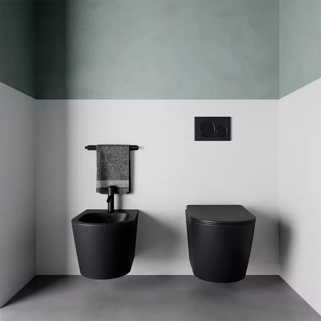 Sanitari sospesi in ceramica rimless nero opaco: vaso, bidet e copriwc soft-close | Vienna
