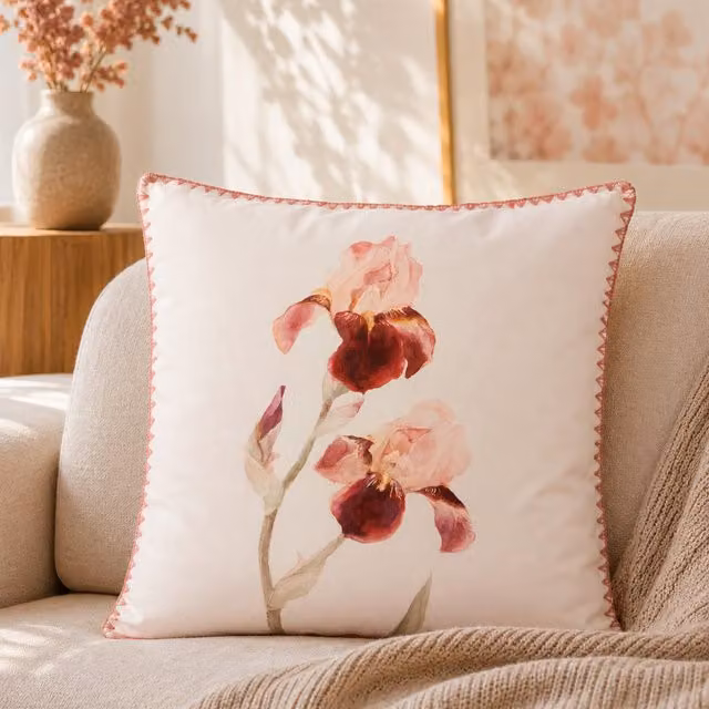 Cuscino quadrato KASANOVA con motivo floreale iris nei colori rosa, rosso e bianco, L/P: 45 x 45 cm
