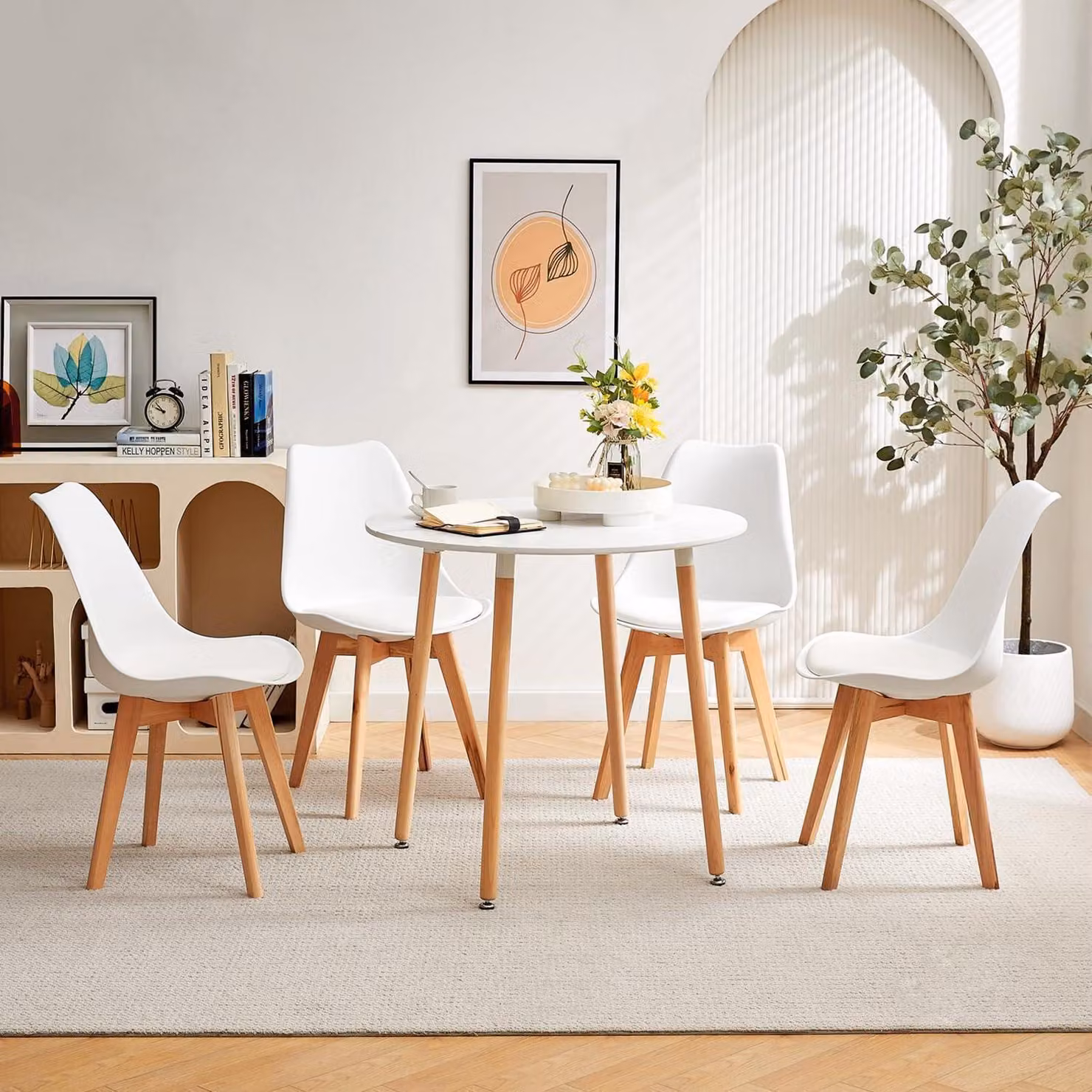 Tavolo rotondo bianco con 4 sedie in legno di faggio bianco, dimensioni 80x80x74 cm