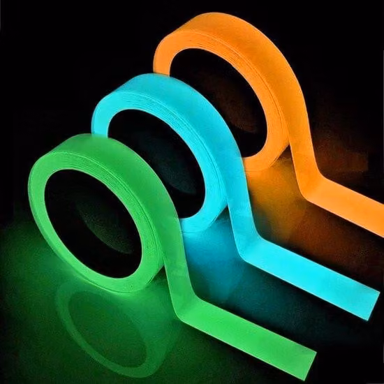 Nastro di sicurezza a bassa tensione - Nastro adesivo luminescente - 5m x 15mm - Nastro di sicurezza di emergenza per scale, pareti e uscite - Confezione da 3 pezzi (verde, blu, rosa)