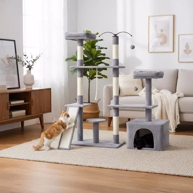 Albero per gatti girevole, con cuccia e area per arrampicarsi