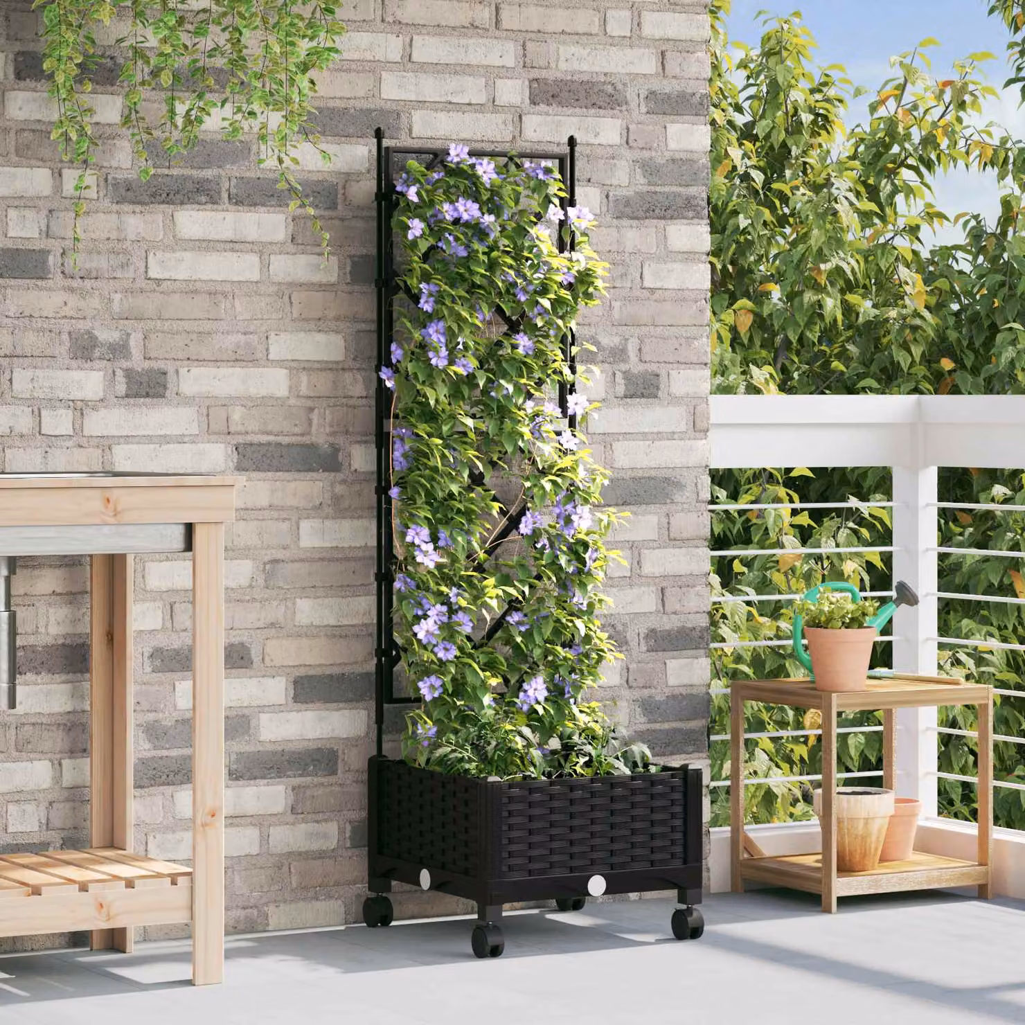 vidaXL Vaso da giardino con grigliato e ruote Nero L/P/H: 40 x 40 x 131,5 cm
