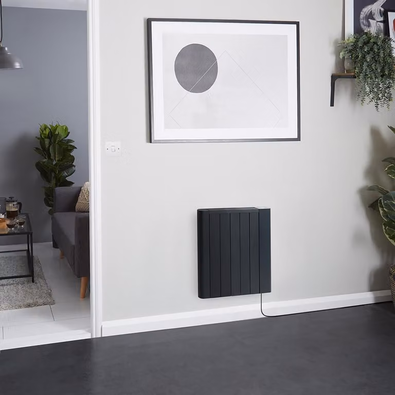 Radiatore Elettrico a Secco - Nero-  900W - con Presa Elettrica - 533 mm x 595 mm - Virtus - ECOSO by Hudson Reed
