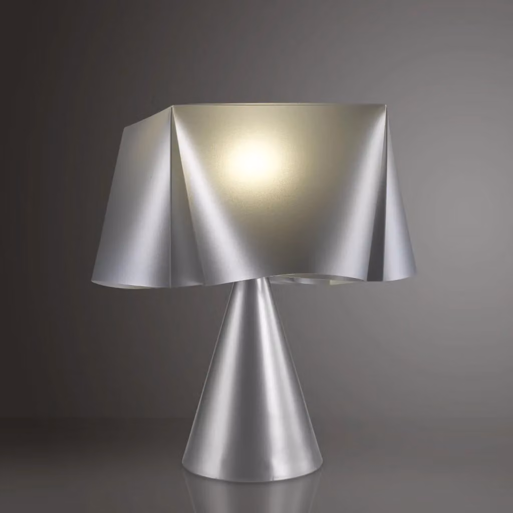 Lampada da tavolo IPERBRIKO cono in plastica color silver, H 32 cm, L 28 cm – 2