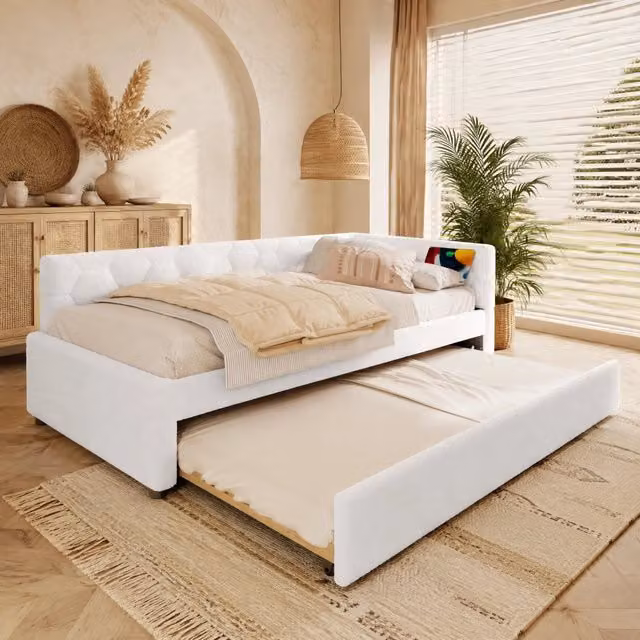Letto Mivray con letto estraibile e rete a doghe in bouclé bianco, dotato di lampada da comodino e porte USB e Type-C, L/P/H: 90 x 200 x 150 cm