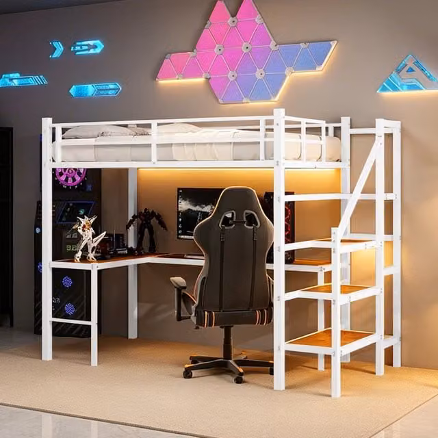 Letto a soppalco singolo Mivray con scrivania a L, scala con gradini, vani contenitore e pannello forato in metallo bianco