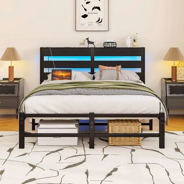 Letto 120 × 200 cm con LED RGB; 2 porte USB; rete a doghe in acciaio e ripiano testiera nero
