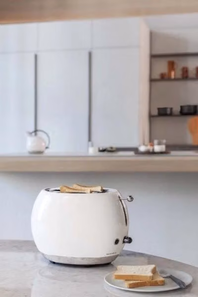 ROMEO, Tostapane, Casa Bugatti Colore: Bianco