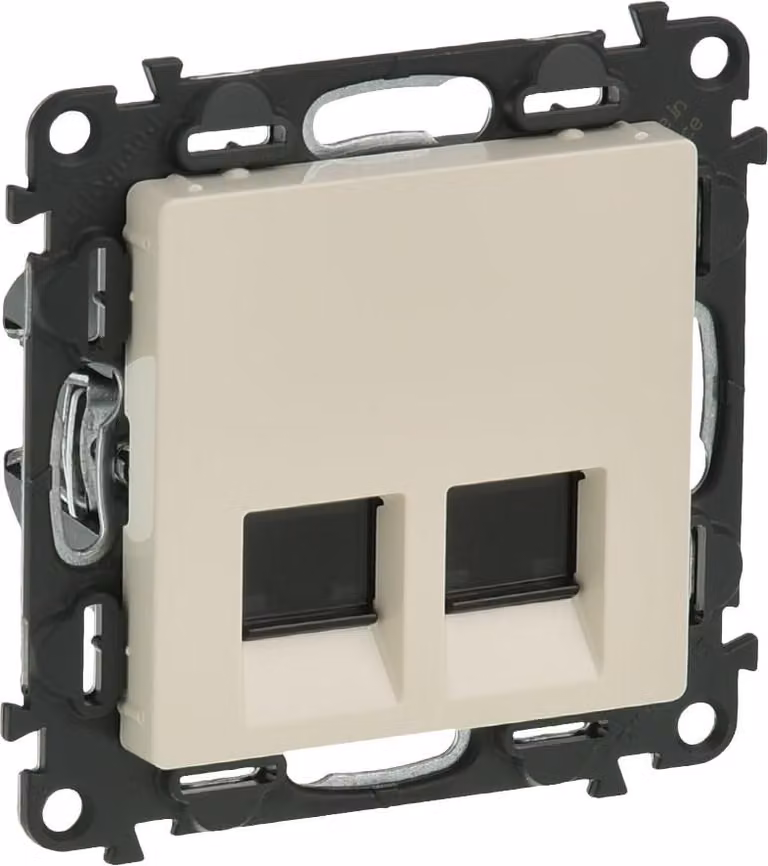 Doppelter Presa per computer RJ45 Cat 5e. UTP Valena Life Legrand - Crema