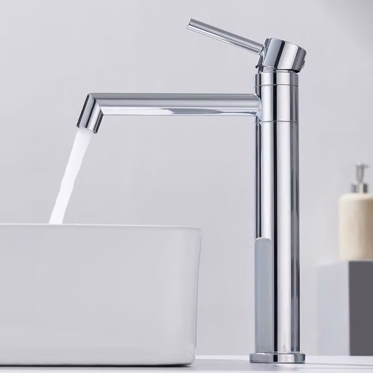 Miscelatore per lavabo, altezza 204 mm, girevole a 360°, monocomando, finitura cromata