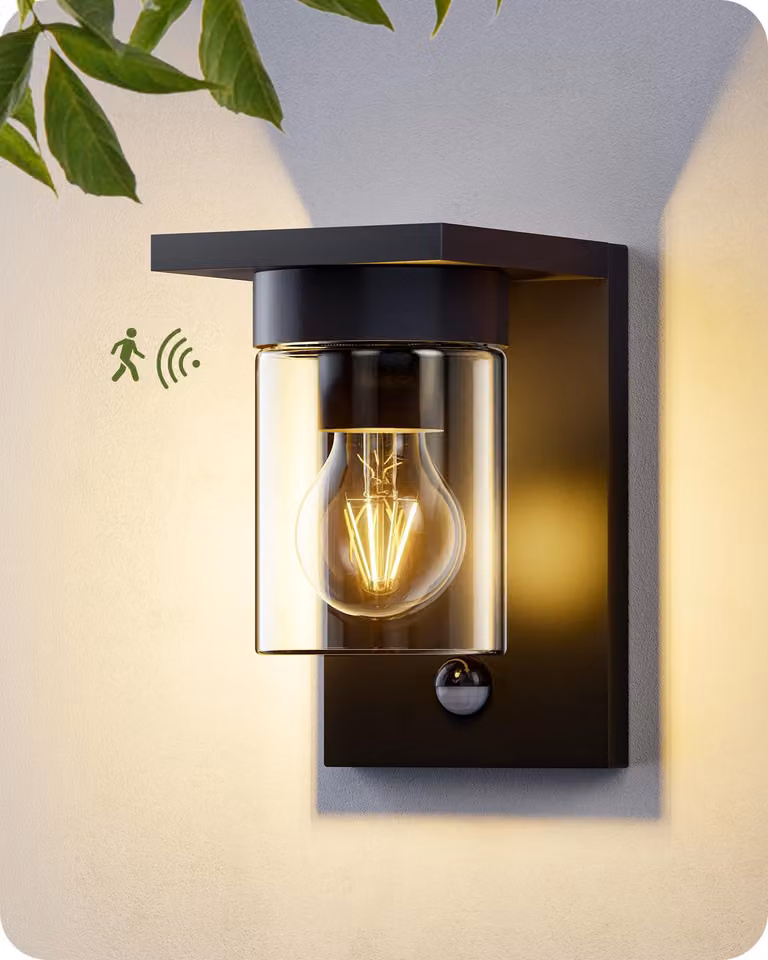 Lampada da parete esterna con sensore di movimento, in alluminio, grado di protezione IP44, attacco E27, colore nero