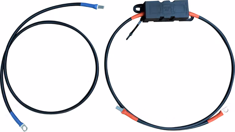Cavo di collegamento batteria enjoy solar® 1 m, 25 mm², con portafusibile per carichi elevati, per regolatore di carica alla batteria, IVA 0%.