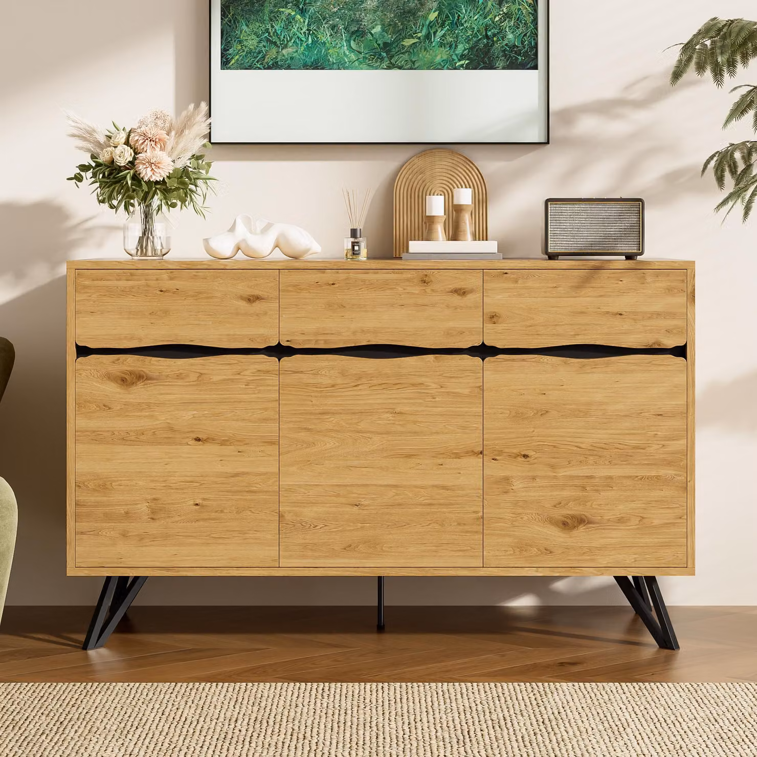 credenza a 3 ante in legno con spazio di archiviazione e piedini in metallo, di facile manutenzione