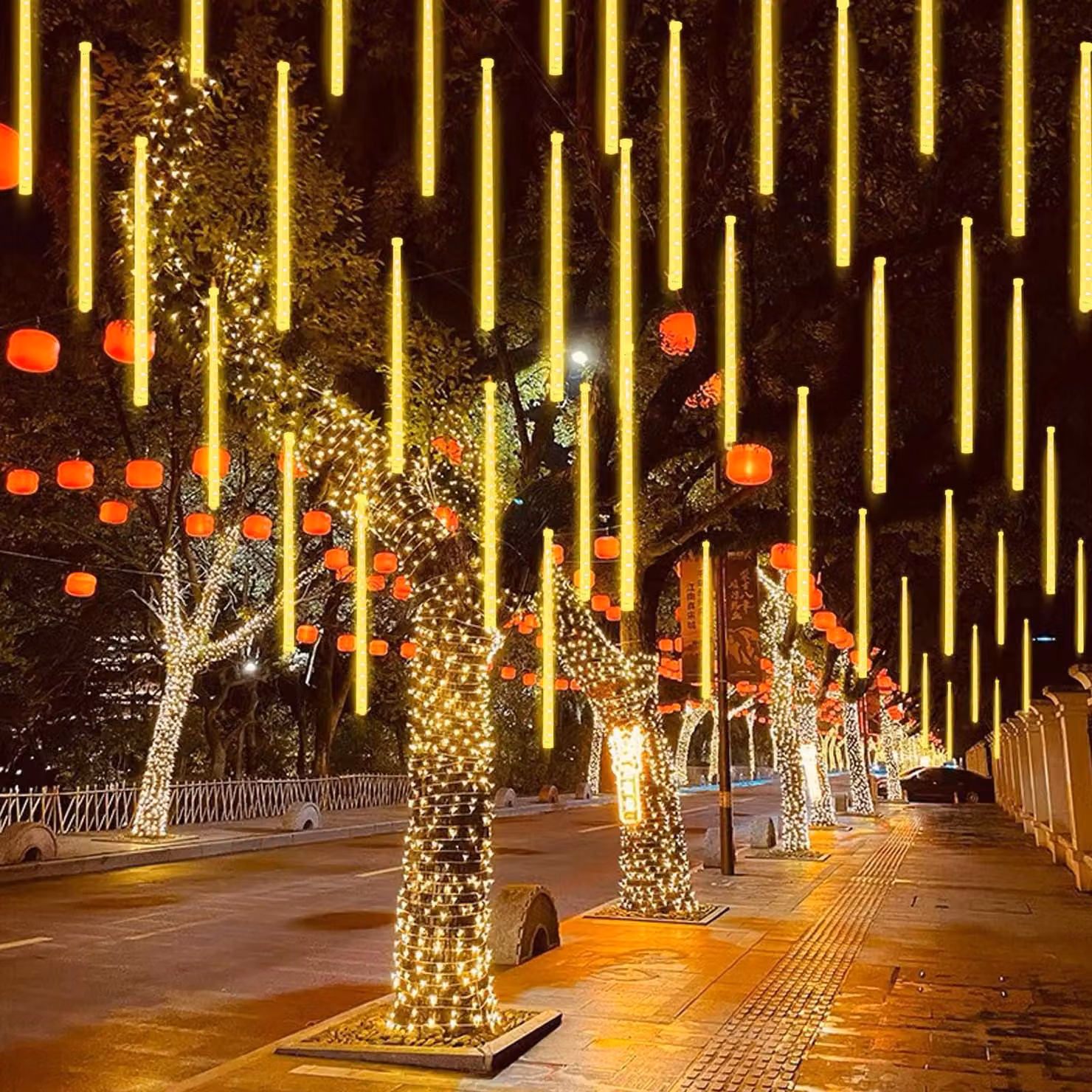 Catena luminosa a LED effetto pioggia di meteoriti, 240 LED, 10 tubi, 30 cm, luce bianco caldo, grado di protezione IP62