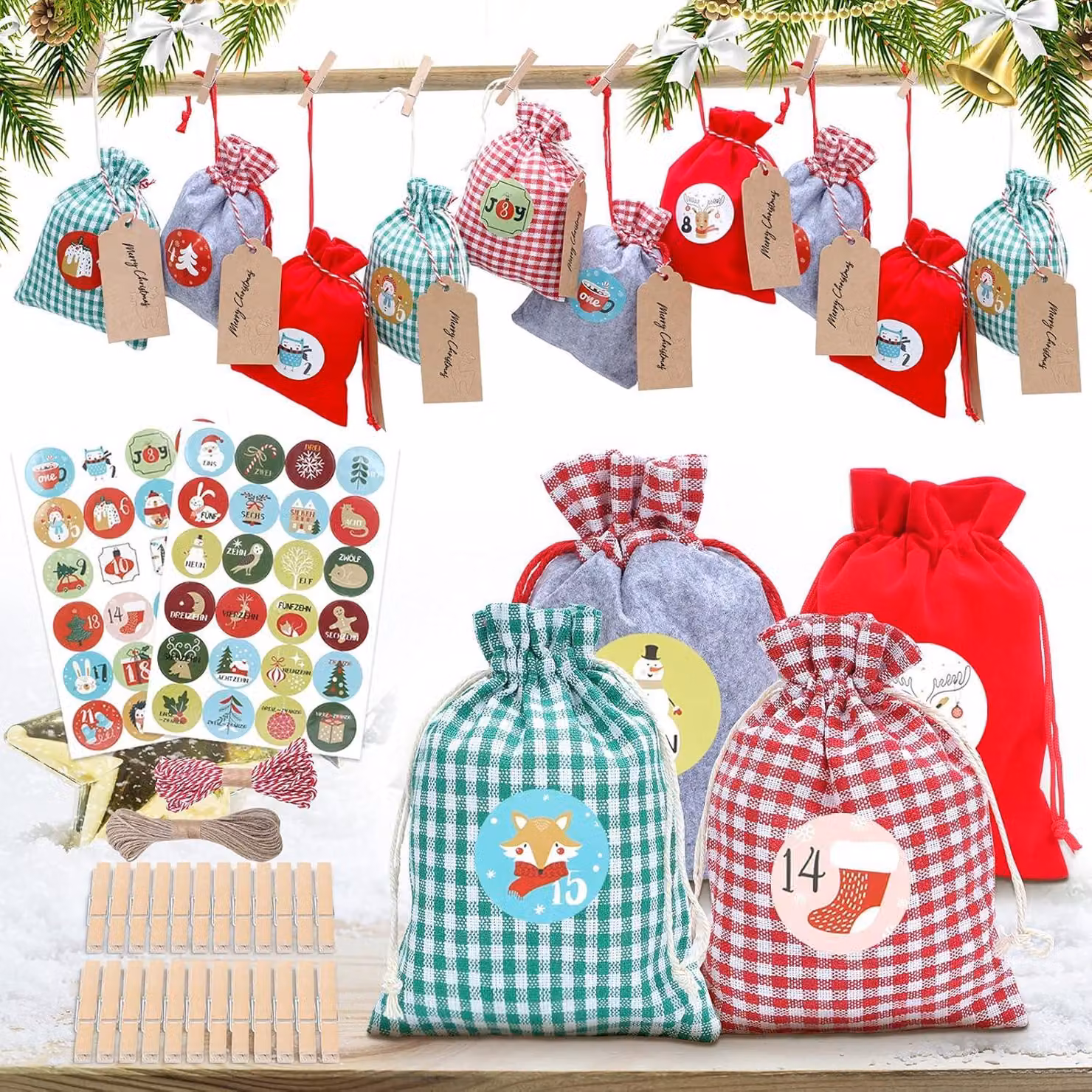 Calendario dell'Avvento da riempire 24 sacchetti regalo del calendario dell'Avvento di Natale Elemento di design di Natale