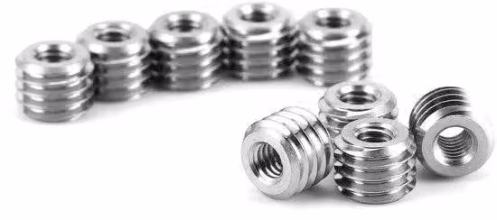 Inserti filettati realizzati in acciaio inossidabile 303 di alta qualità - confezione da 10 pezzi - lunghezza 6 mm - filettatura interna M4 x 0,7 mm / filettatura esterna M8 x 1,25 mm