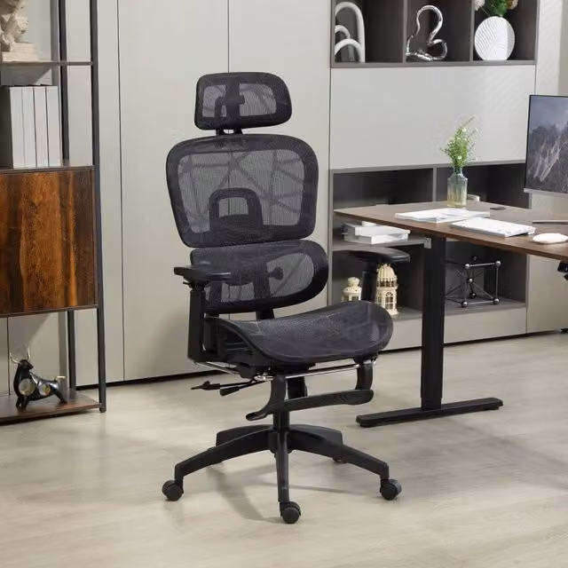 Sedia da ufficio ergonomica WISHDOR girevole in tessuto nero con poggiatesta, regolazione profondità seduta e anello poggiapiedi, H 122 x L 64 x P 66 cm