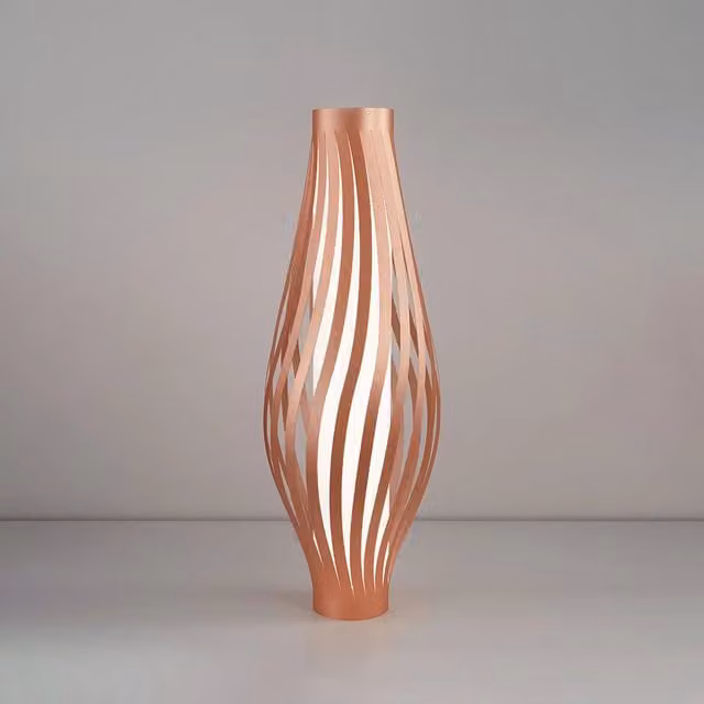 Lampada da terra Totem Dama Helios Linea Zero in polilux color rame Made in Italy – 1