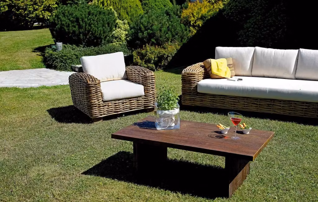 Set Salotto da Giardino Vorghini Bangalore in Polyrattan con Divano a 2 Posti, 2 Poltrone e Tavolino, Colore Beige e Bianco – 2