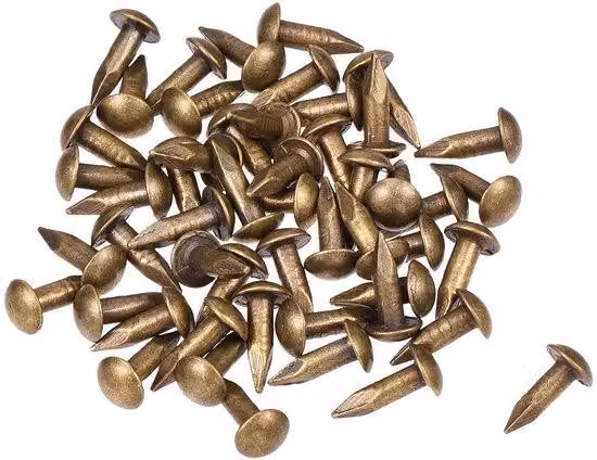 Chiodini in ottone 2,8 x 10 mm per cornici
