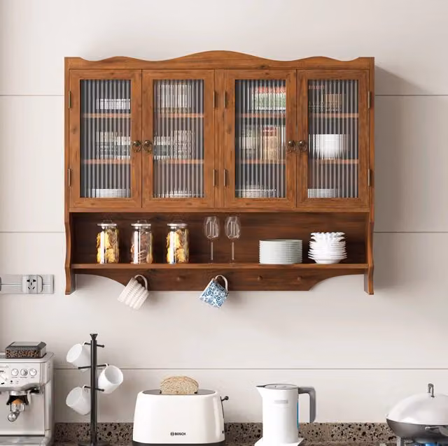 Mobile pensile ULEVR 100x20x80 cm con 4 ante, ripiani rimovibili e ganci inferiori, legno massello e vetro marrone