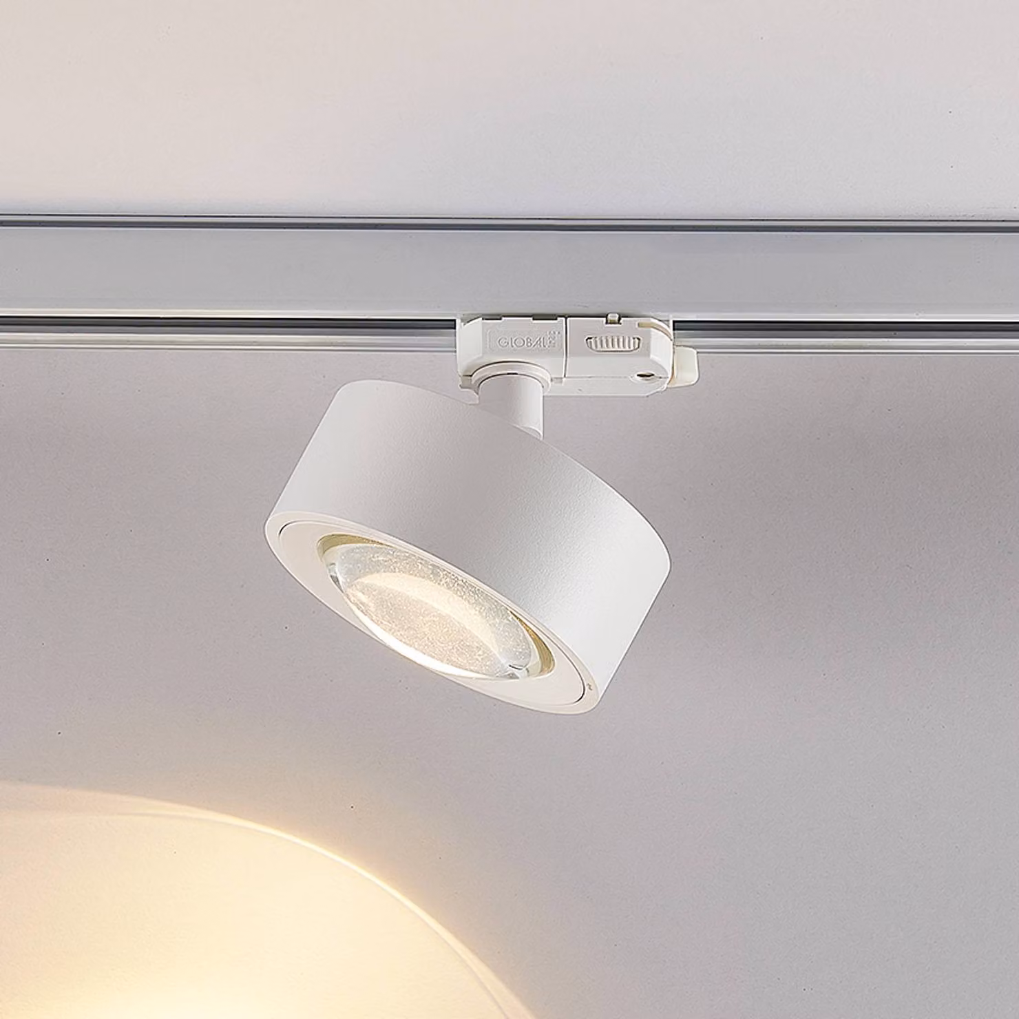 Molto Luce Faretto a binario trifase LED Mag, bianco, 830 dimmerabile, Bianco / Opale, Studio / Ufficio, Alluminio, Moderno