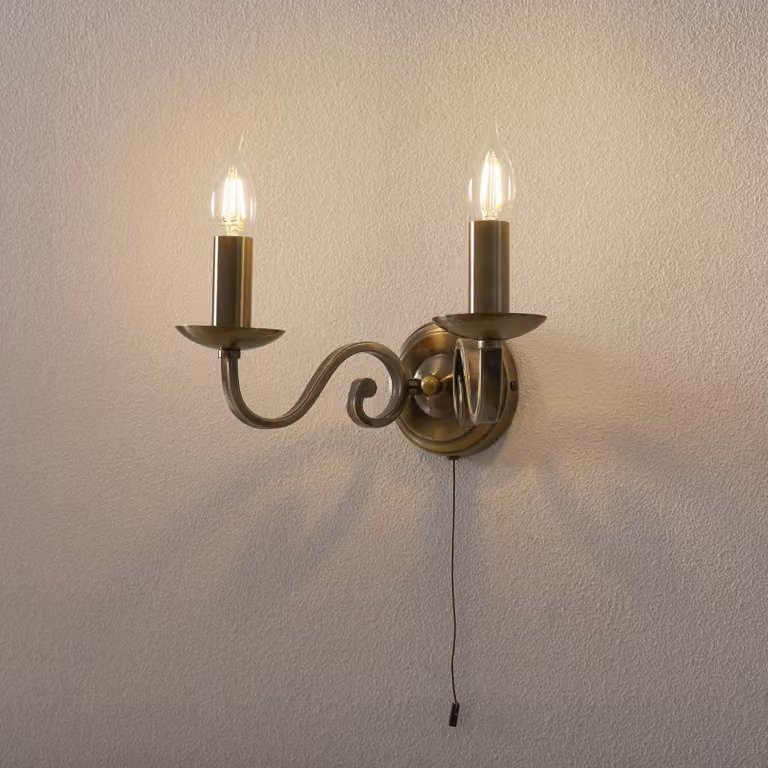 Searchlight Applique da parete Richmond, Bronzo / Ottone antico, Soggiorno / Sala da pranzo, Metallo, Antico, Applique