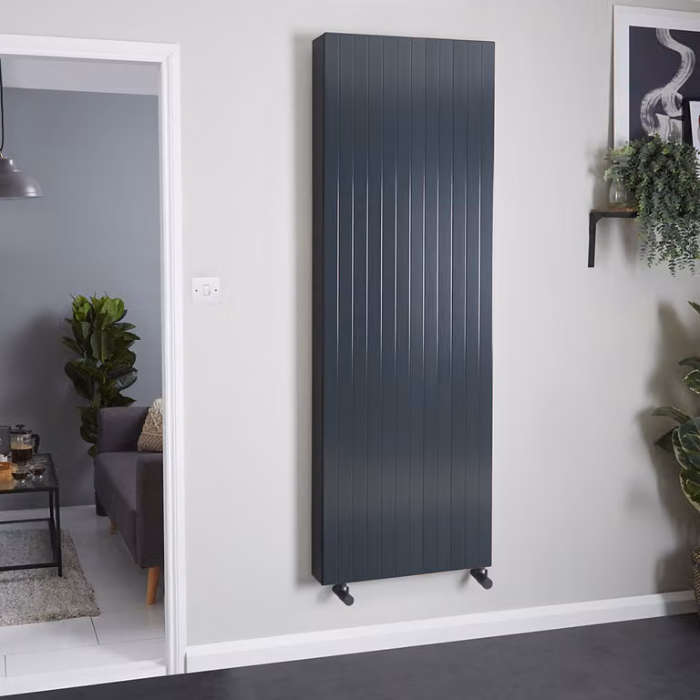 Radiatore Convettore Verticale a Pannello Doppio - Antracite - 1800 x 600mm - Stelrad Vita Deco di Hudson Reed