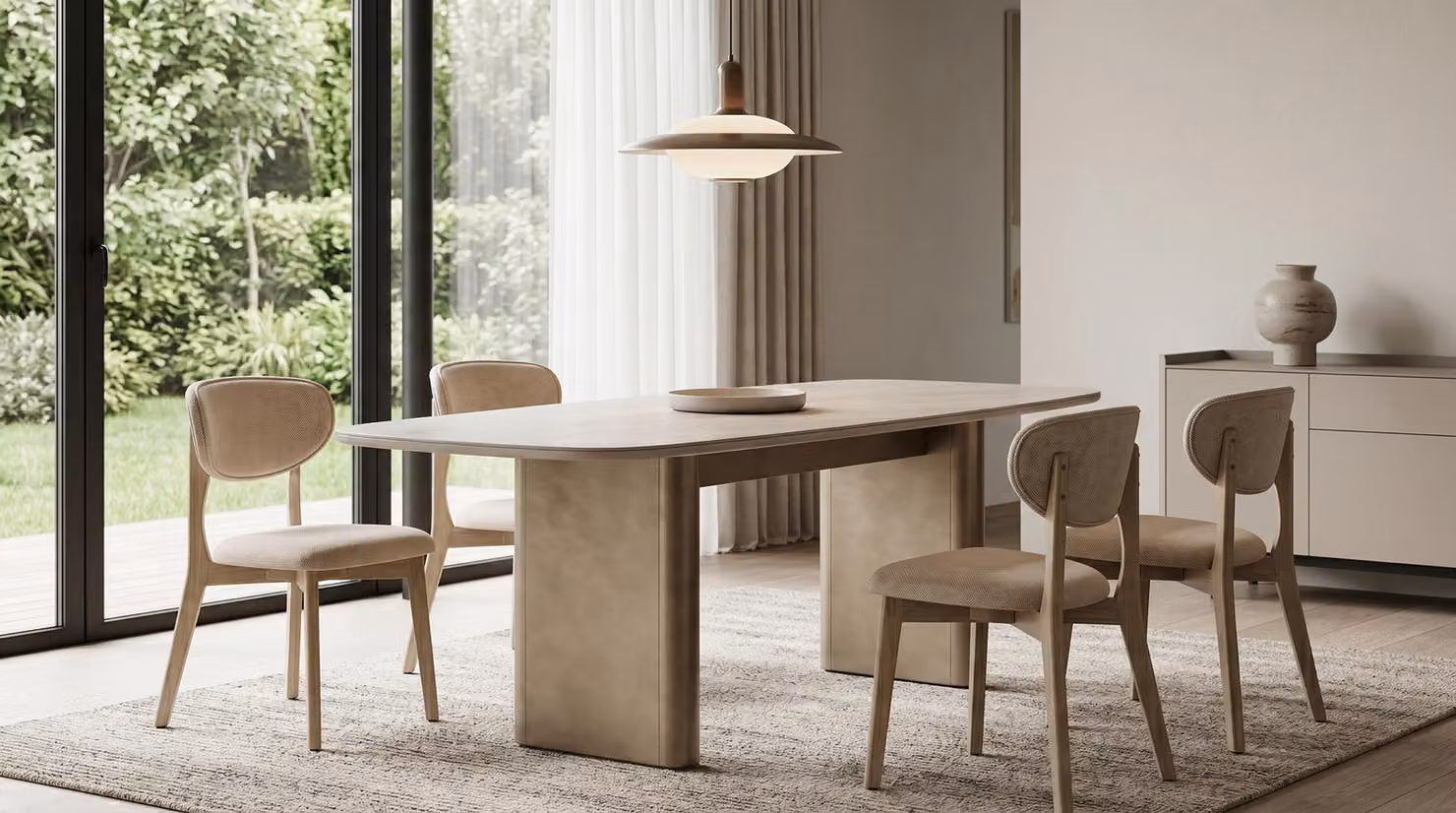 Set da pranzo: tavolo e 4 sedie, design moderno ed elegante, colore beige, aspetto lussuoso