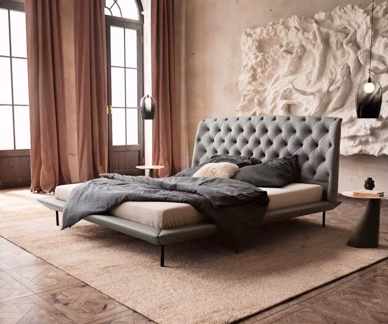 Struttura per letto imbottito DELIFE Rafinata, 180x200 cm, rivestita in ecopelle, colore grigio chiaro