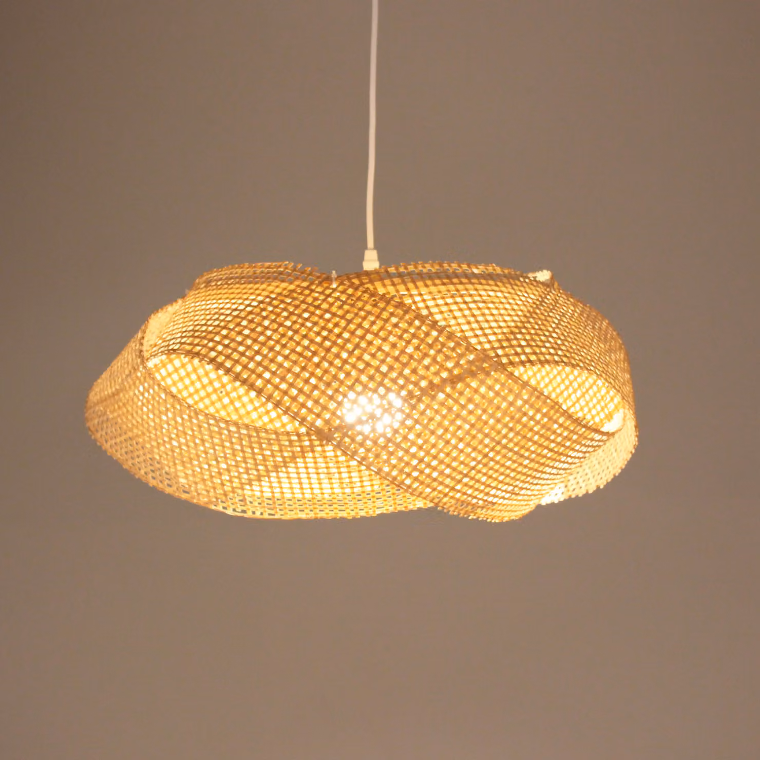 Fine Asianliving Bamboo Hanging Lamp Pendant Handmade - Vivienne D55xH23cm Lampada a sospensione Illuminazione Bamboo Paralume Tessuto Lampada Illuminazione Rotan