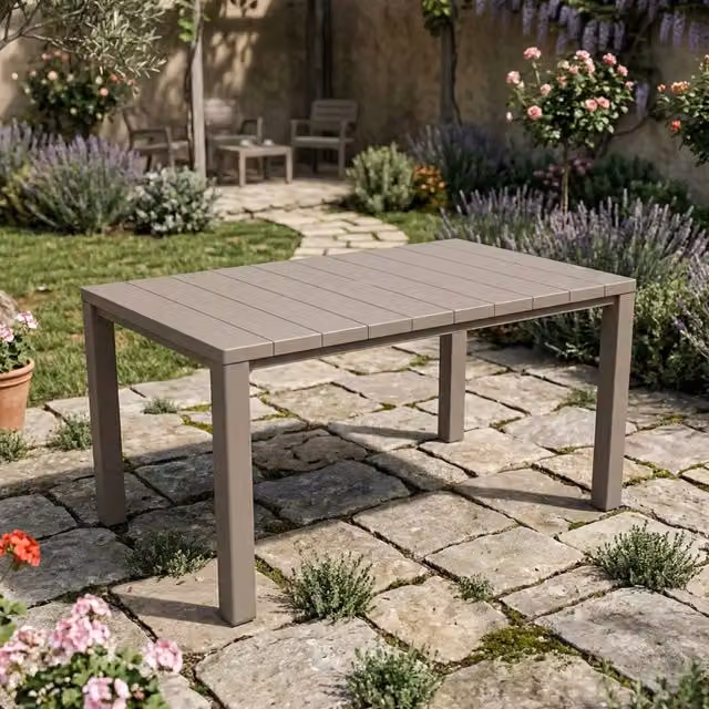 Tavolo da esterno rettangolare DMORA beige con struttura in metallo e piano in plastica resistente alle intemperie L: 147 cm, P: 90 cm, H: 75 cm – 1