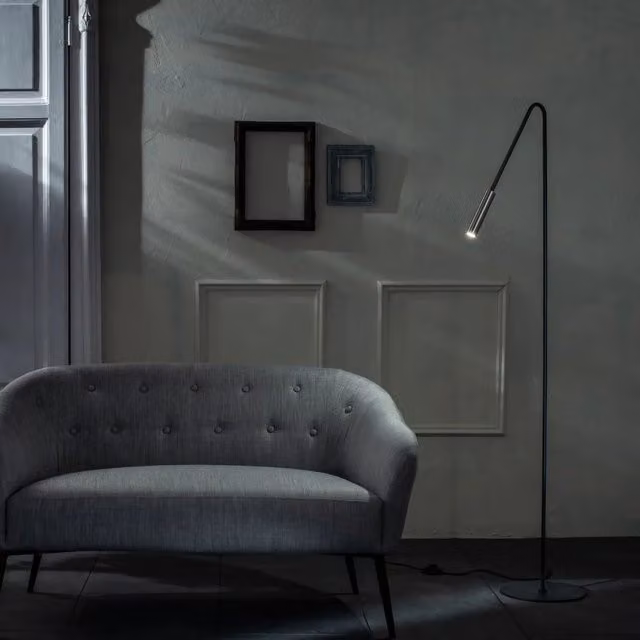 Lampada da terra LED Luminaria in metallo nero | Duzzle