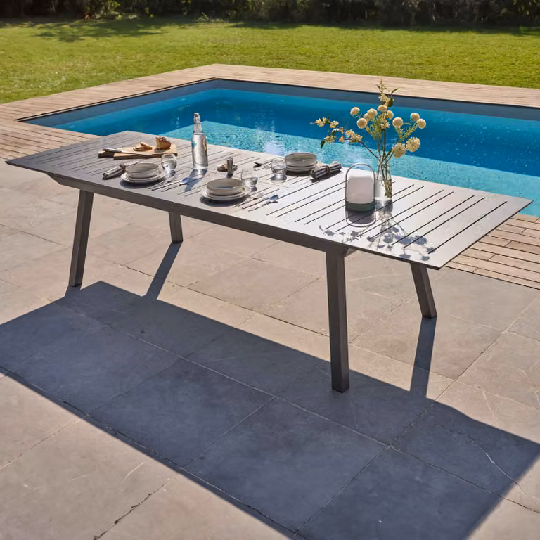 Tavolo da giardino estensibile in alluminio grigio - Oviala Olympe