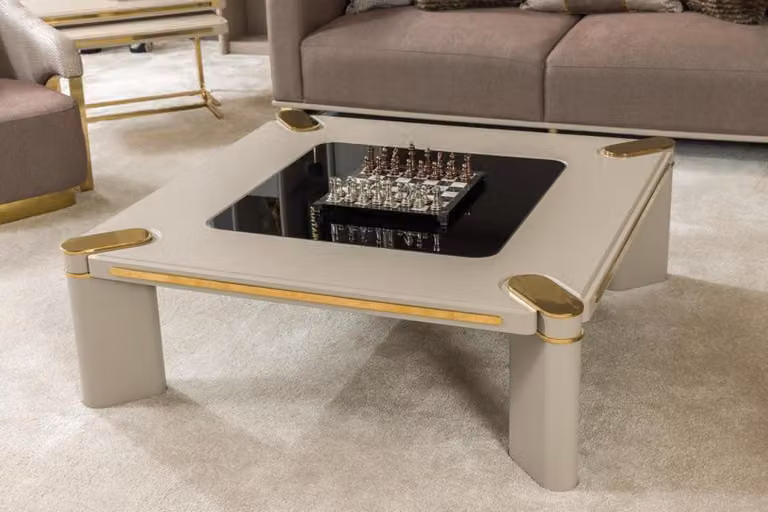 Robusto tavolino da salotto in legno – Per un arredamento funzionale ed elegante.