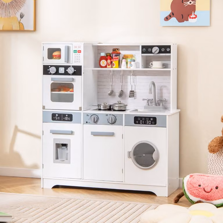 Cucina giocattolo in legno Costway con lavello, rubinetto e microonde per bambini dai 3 anni in su, colore bianco