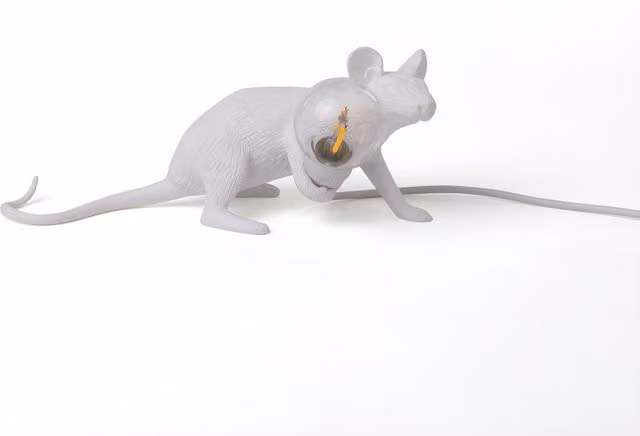 Seletti Mouse Lop Lampada da tavolo in plastica con LED, disponibile in bianco, oro/ottone o grigio